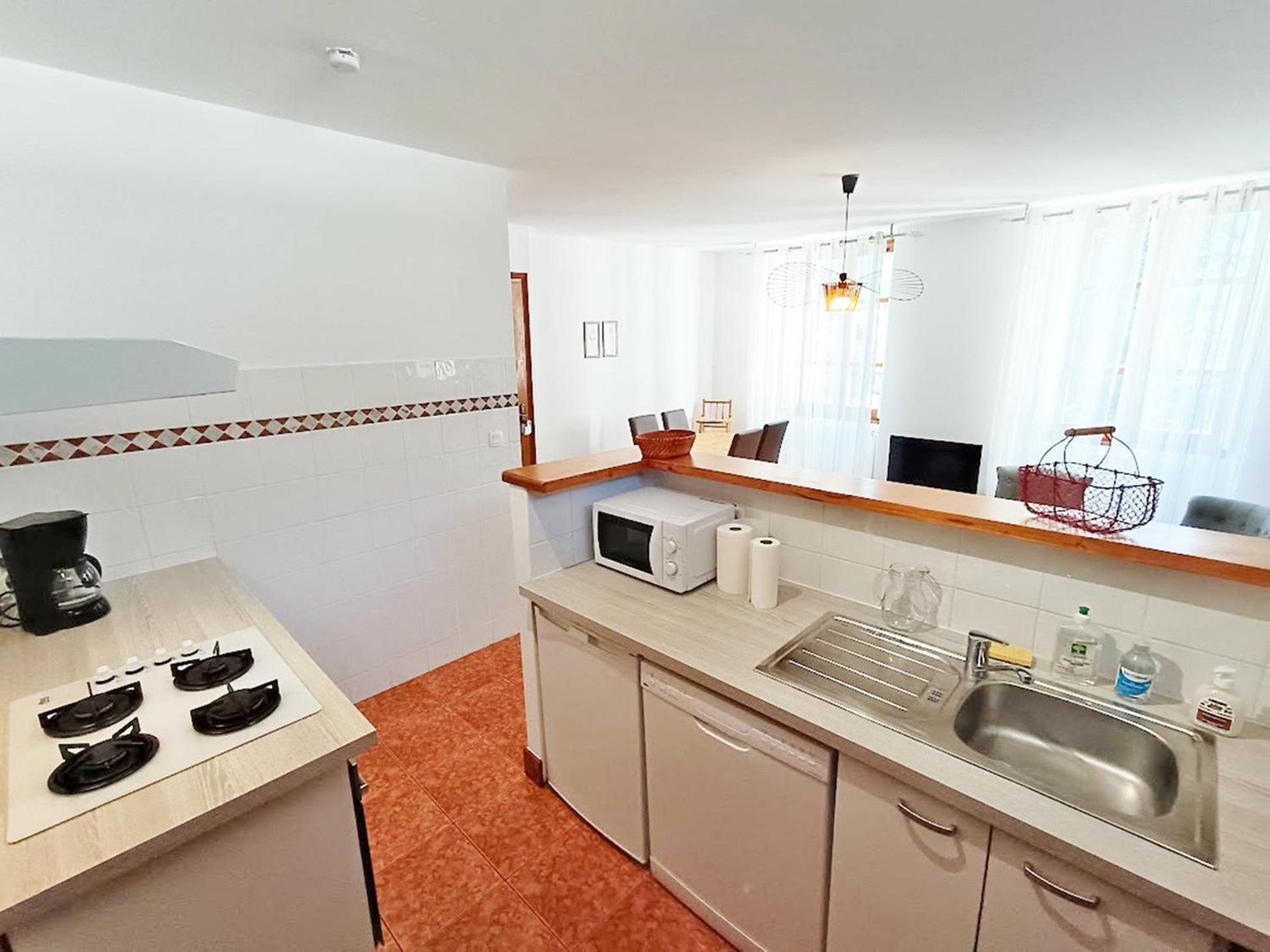 Appartamento Le Petit Cerf, T3, Wifi, Cave Bagnères-de-Luchon Esterno foto