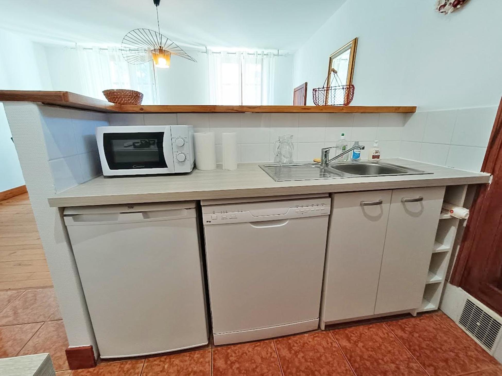Appartamento Le Petit Cerf, T3, Wifi, Cave Bagnères-de-Luchon Esterno foto